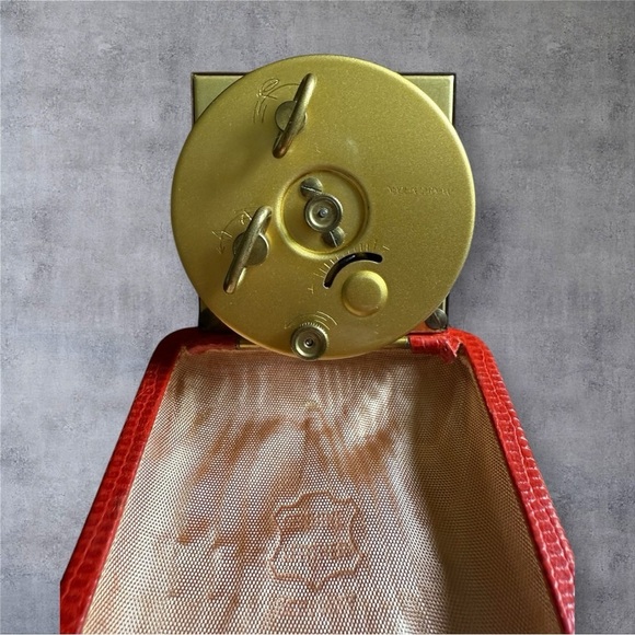 Vintage Florn Travel Alarm Clock in a Genuine Red Leather Case - Picture 8 of 11